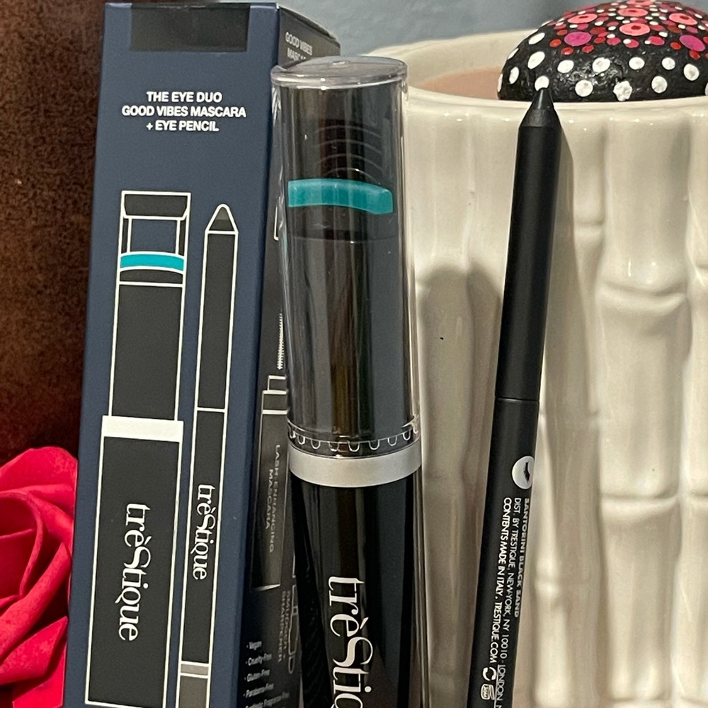 treStiQue Eye Duo Mascara, Eye Pencil & Curler - Picture 3 of 10